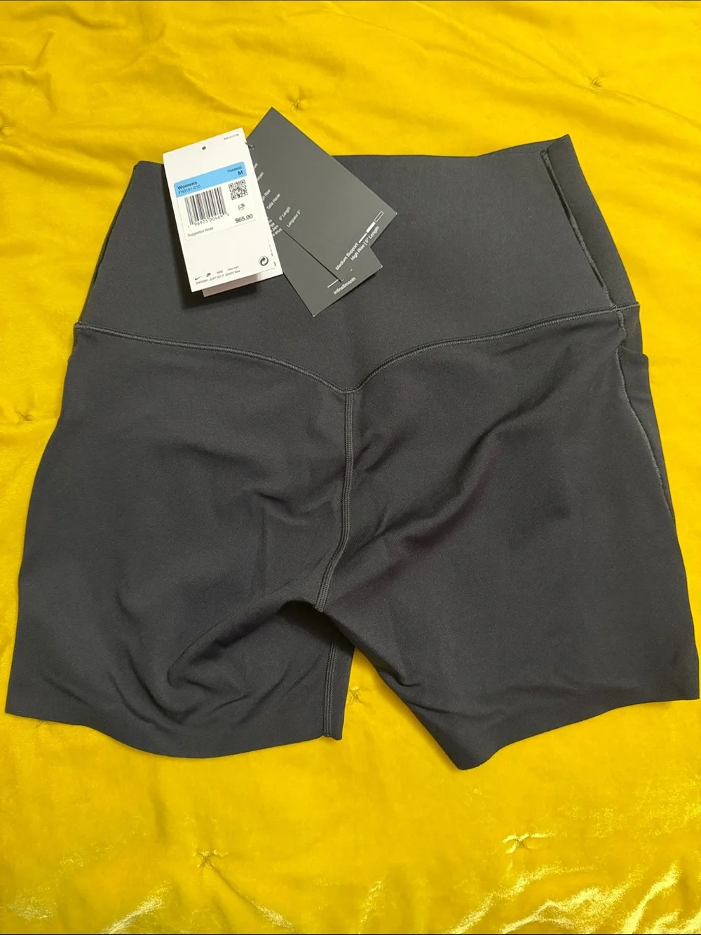 Nike Black High-Waist Biker shorts size M